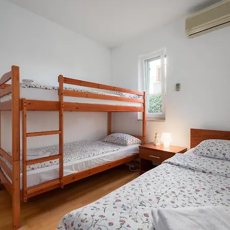 Inteuro Apartament
