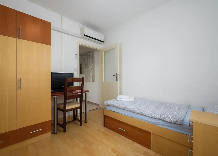 Inteuro Apartman