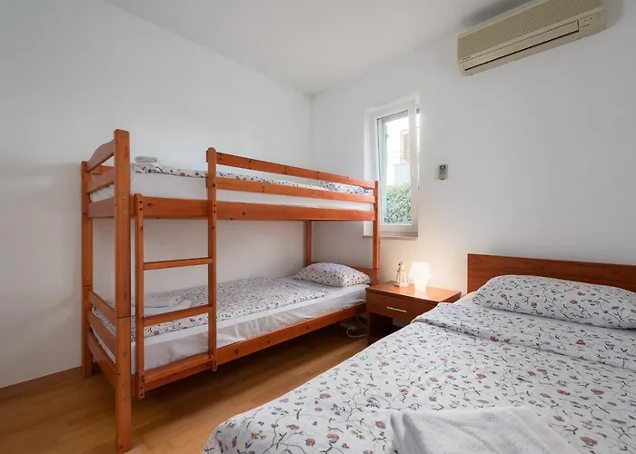 Inteuro Apartman